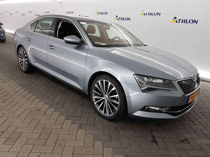 Photo 2 VIN: TMBAL9NP0J7530340 - SKODA SUPERB 