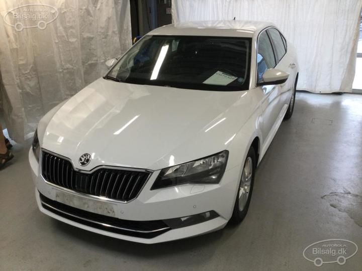 Photo 0 VIN: TMBAN7NP5K7036667 - SKODA SUPERB HATCHBACK 