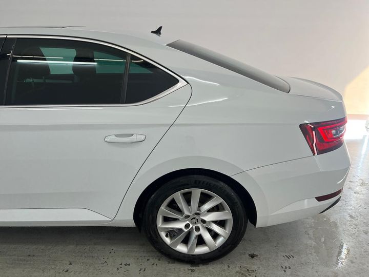 Photo 24 VIN: TMBAN9NP3K7038722 - SKODA SUPERB 