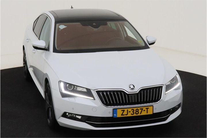 Photo 2 VIN: TMBAN9NP3K7046321 - SKODA SUPERB 