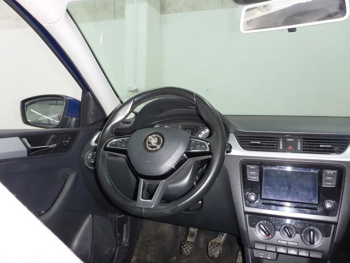 Photo 5 VIN: TMBAP6NH3J4523802 - SKODA RAPID 