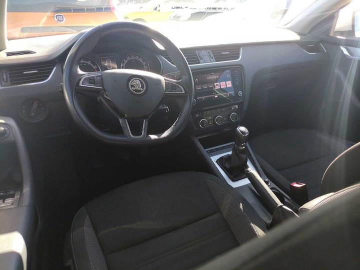 Photo 13 VIN: TMBAP7NEXK0237823 - SKODA OCTAVIA 