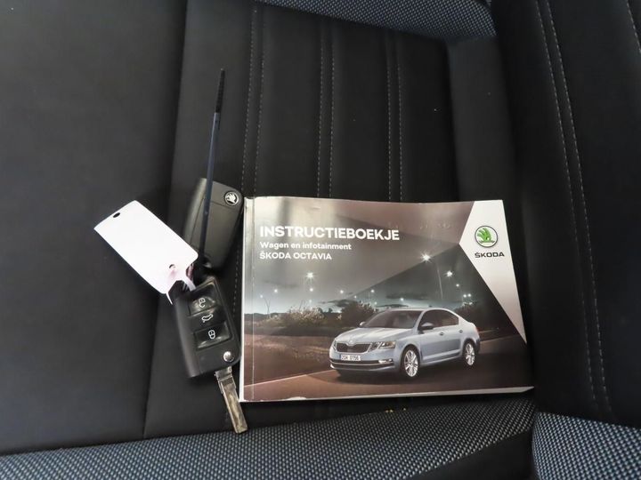 Photo 10 VIN: TMBAP9NE0J0055381 - SKODA OCTAVIA 