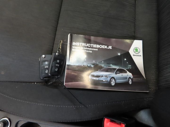 Photo 10 VIN: TMBAP9NE1J0265570 - SKODA OCTAVIA 