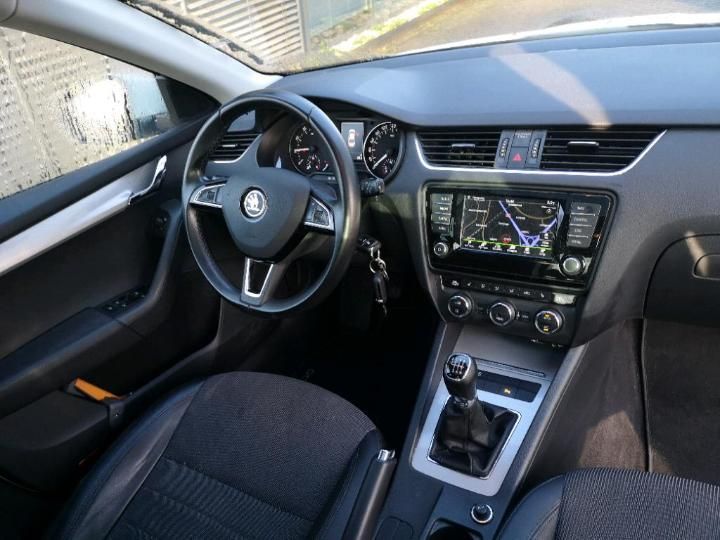 Photo 6 VIN: TMBAP9NEXH0039800 - SKODA OCTAVIA 