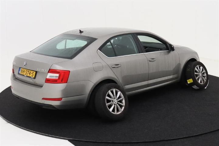 Photo 3 VIN: TMBAP9NEXH0101597 - SKODA OCTAVIA 