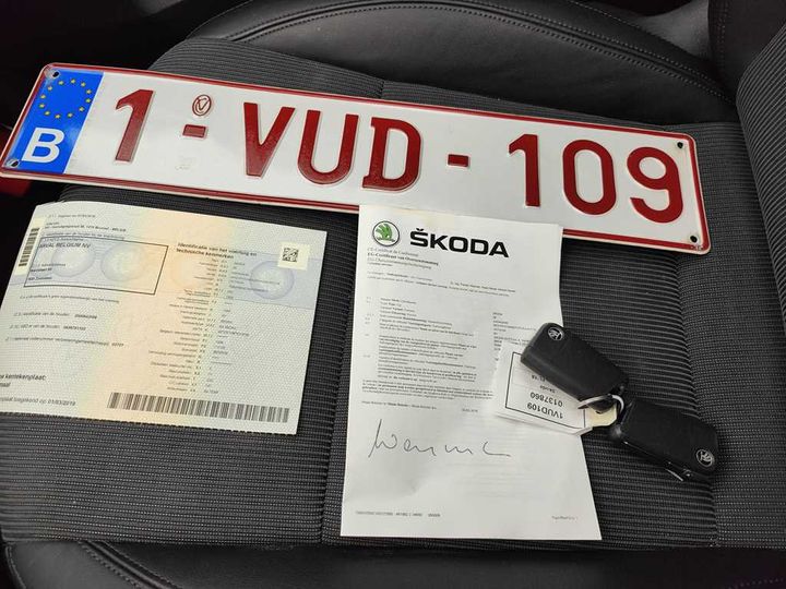 Photo 4 VIN: TMBAR9NE1K0137860 - SKODA OCTAVIA 