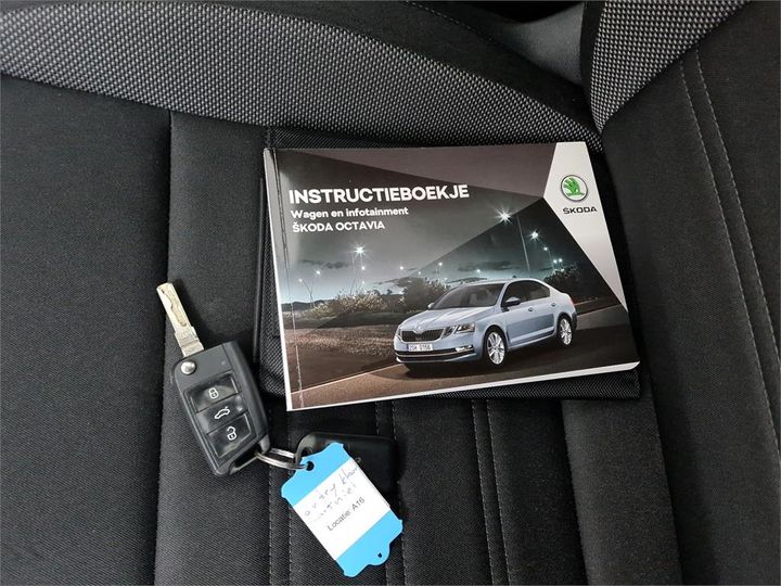 Photo 13 VIN: TMBAR9NE6J0310626 - SKODA OCTAVIA 