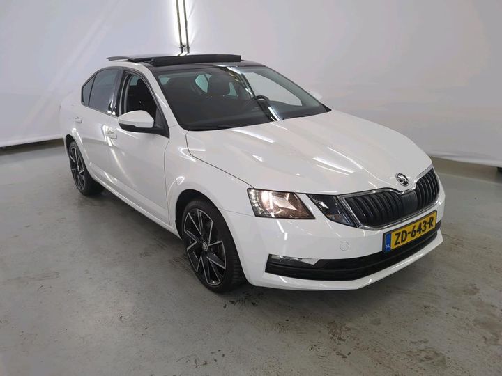 Photo 16 VIN: TMBAR9NE6K0183880 - SKODA OCTAVIA 