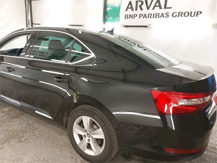 Photo 6 VIN: TMBAS7NP9M7015543 - SKODA SUPERB 