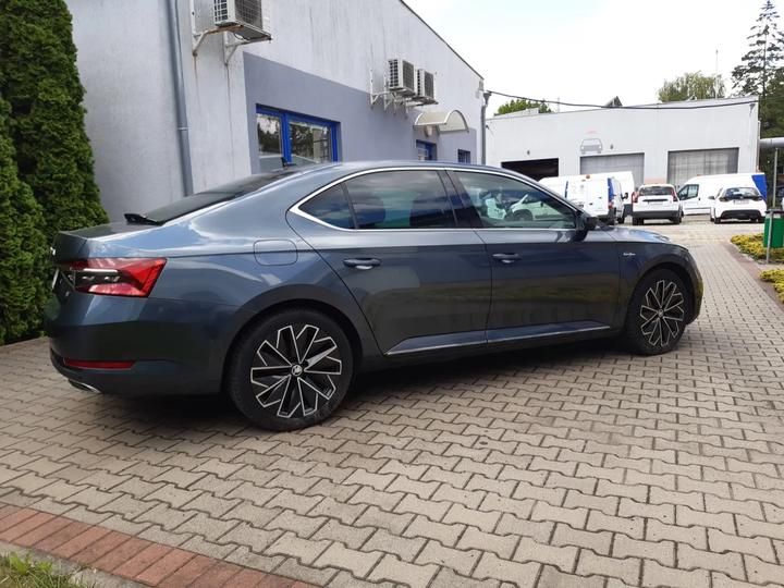 Photo 2 VIN: TMBAW7NP2L7042375 - SKODA SUPERB 