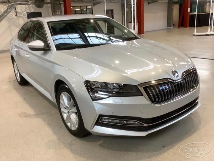 Photo 3 VIN: TMBAW7NP7N7010637 - SKODA SUPERB 