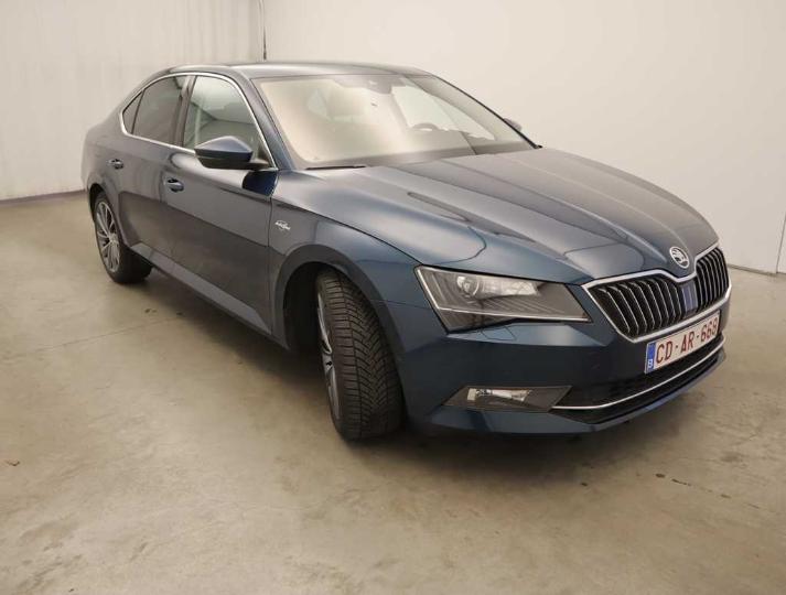 Photo 8 VIN: TMBCJ9NP2H7557158 - SKODA SUPERB 