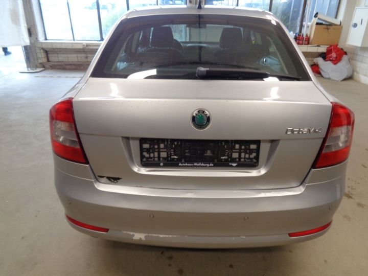 Photo 3 VIN: TMBCM61Z2B2059995 - SKODA OCTAVIA 