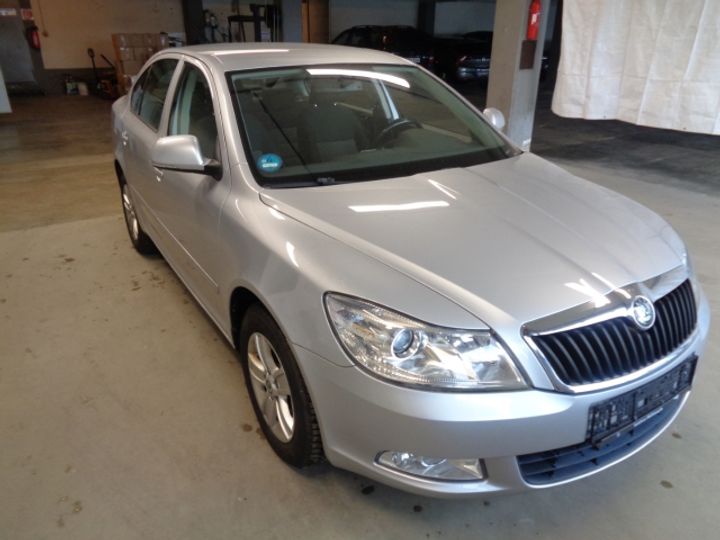 Photo 6 VIN: TMBCM61Z2B2059995 - SKODA OCTAVIA 