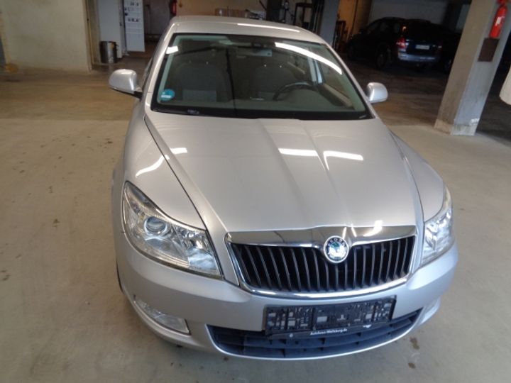 Photo 7 VIN: TMBCM61Z2B2059995 - SKODA OCTAVIA 