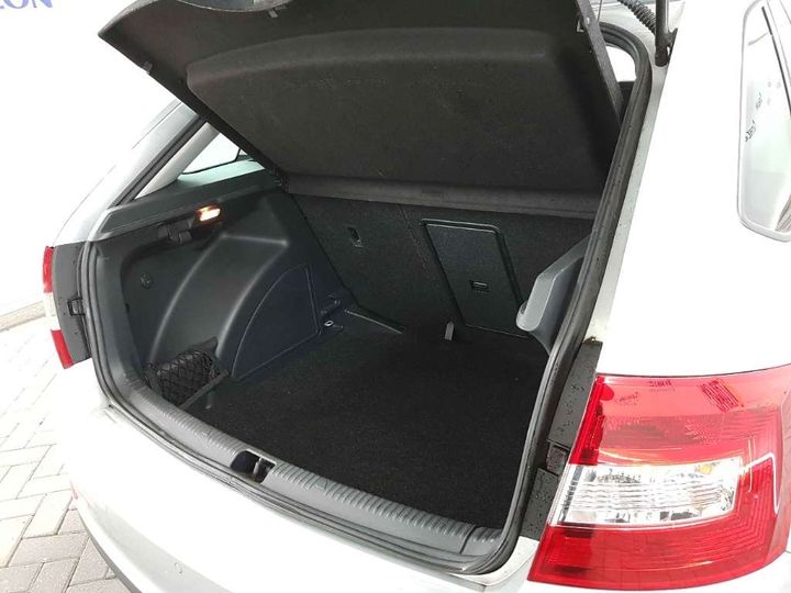 Photo 6 VIN: TMBEA6NH2H4522461 - SKODA RAPID SPACEBACK 