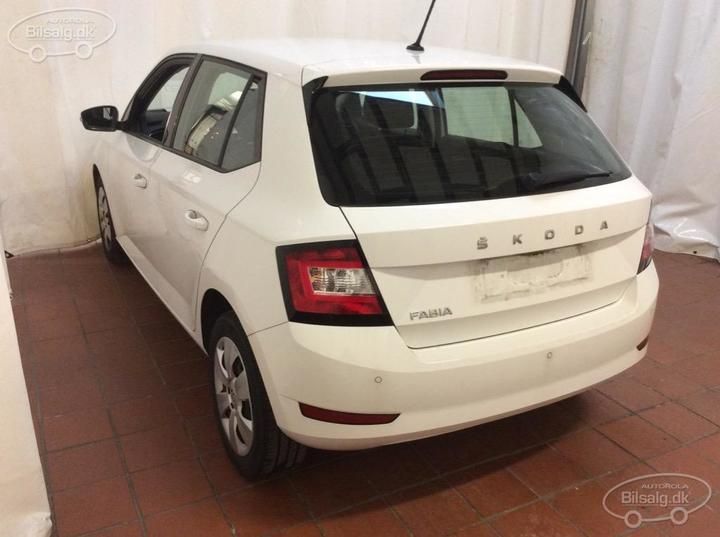 Photo 16 VIN: TMBEA6NJ2LZ057632 - SKODA FABIA 