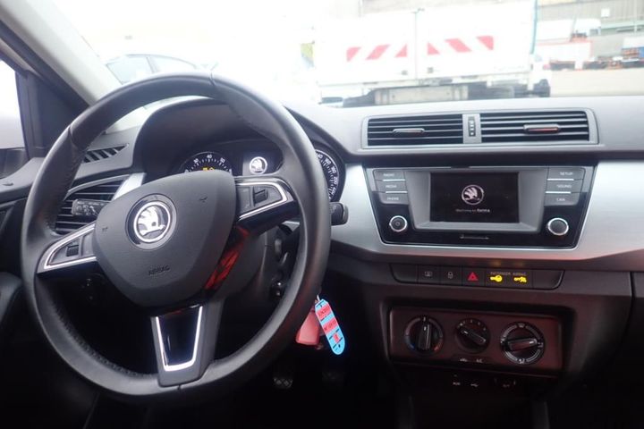 Photo 7 VIN: TMBEA6NJ3JZ086120 - SKODA FABIA 