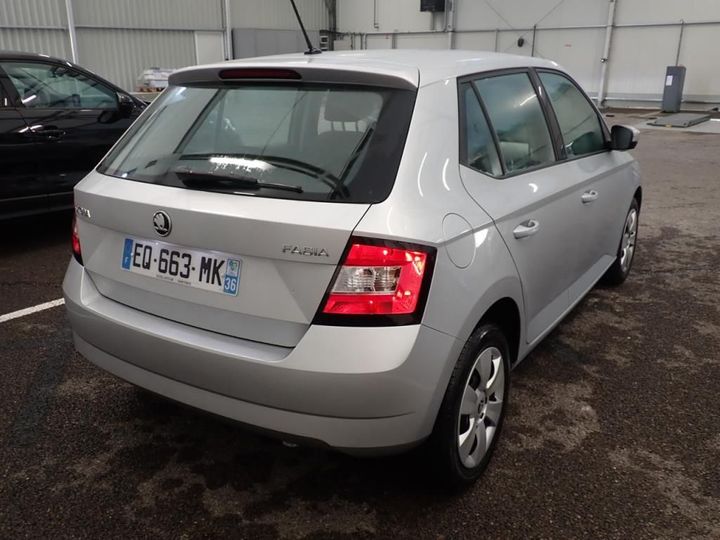 Photo 2 VIN: TMBEA6NJ4JZ038142 - SKODA FABIA 5P 