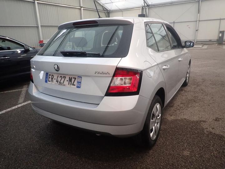 Photo 2 VIN: TMBEA6NJ4JZ067981 - SKODA FABIA 5P 