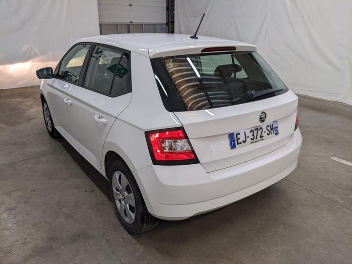 Photo 2 VIN: TMBEA6NJ5HZ123565 - SKODA FABIA 