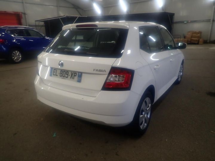 Photo 2 VIN: TMBEA6NJ5HZ164827 - SKODA FABIA 