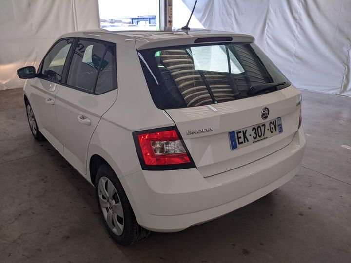 Photo 2 VIN: TMBEA6NJ6HZ124224 - SKODA FABIA 