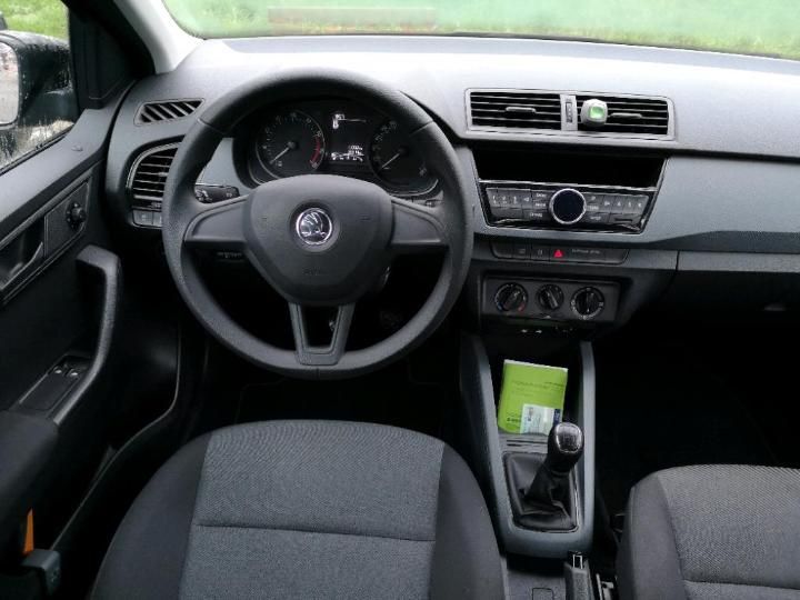 Photo 6 VIN: TMBEA6NJ6HZ140391 - SKODA FABIA 