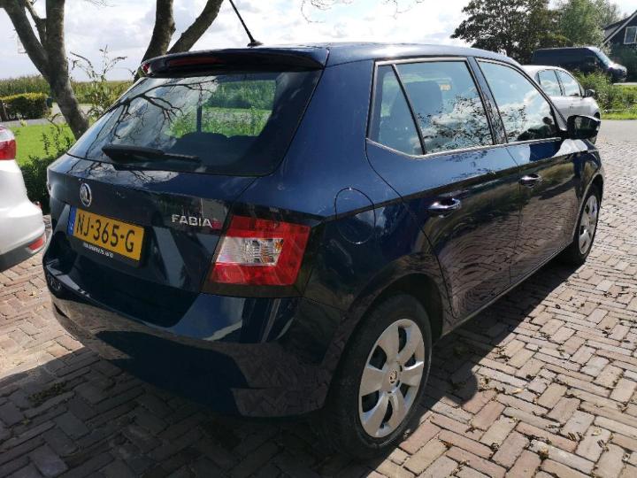 Photo 3 VIN: TMBEA6NJ9HZ111631 - SKODA FABIA 