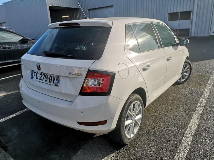 Photo 13 VIN: TMBEB6NJ0KZ030120 - SKODA FABIA 