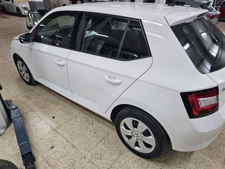 Photo 12 VIN: TMBEB6NJ1HZ173974 - SKODA FABIA 