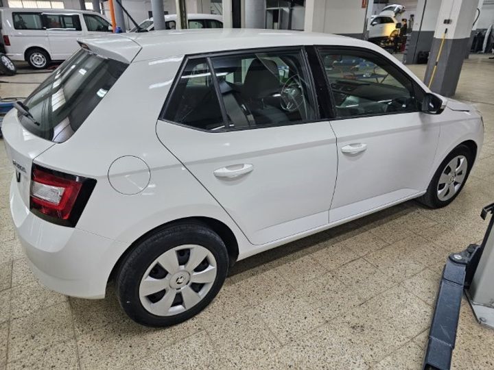 Photo 23 VIN: TMBEB6NJ1HZ173974 - SKODA FABIA 