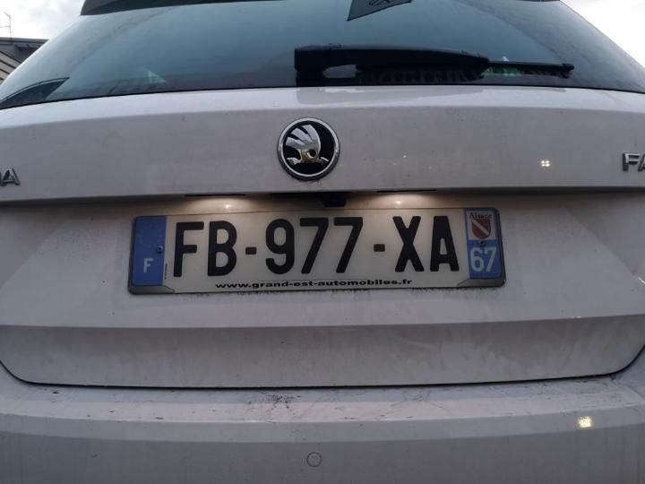 Photo 4 VIN: TMBEB6NJ2KZ030295 - SKODA FABIA 