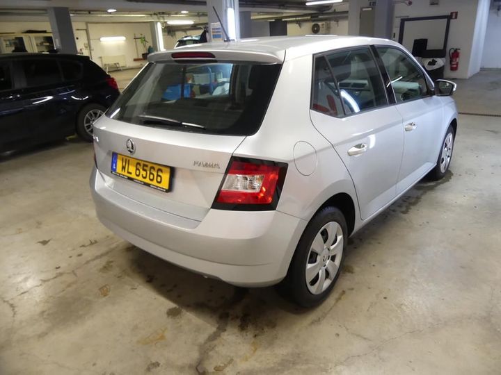 Photo 2 VIN: TMBEB6NJ4JZ063393 - SKODA FABIA 