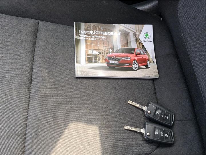 Photo 12 VIN: TMBEB6NJ4KZ072869 - SKODA FABIA 