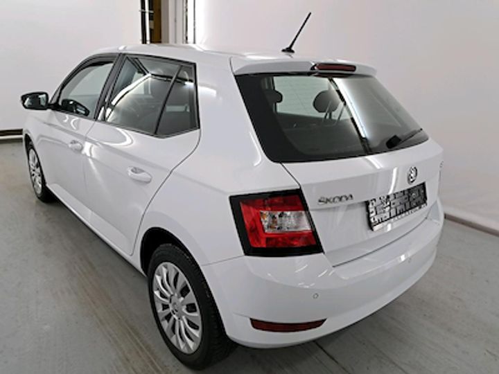 Photo 2 VIN: TMBEB6NJXKZ105020 - SKODA FABIA 