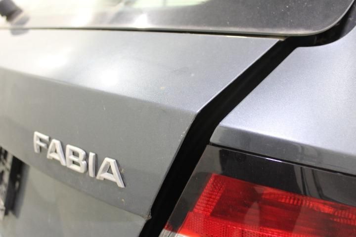 Photo 22 VIN: TMBEB6NJXKZ171860 - SKODA FABIA 