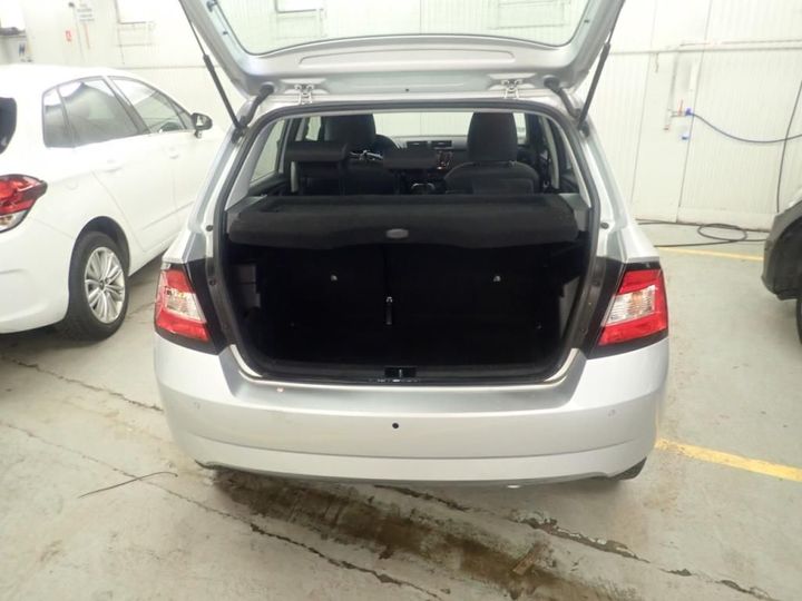 Photo 3 VIN: TMBEE6NJ9JZ008512 - SKODA FABIA 