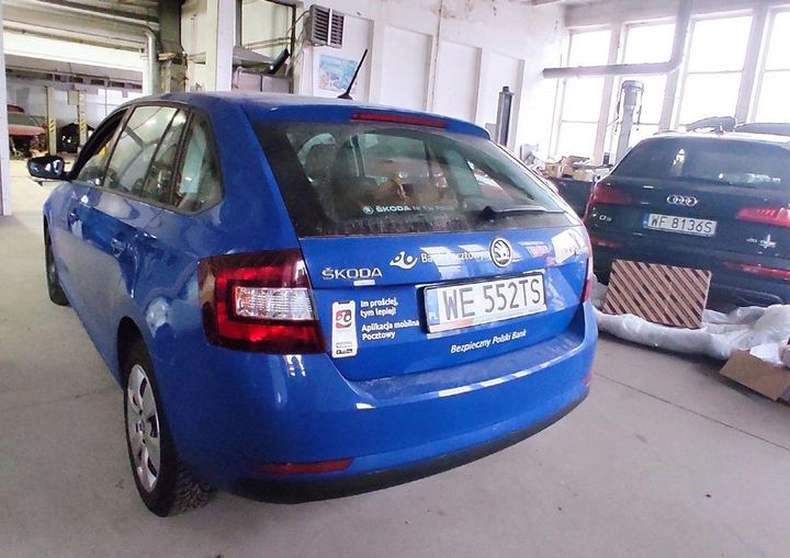 Photo 3 VIN: TMBEF6NH4J4569322 - SKODA RAPID 