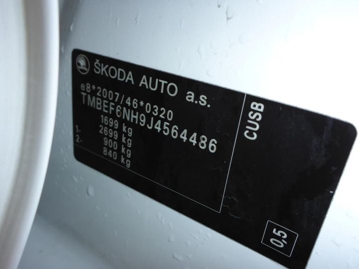 Photo 13 VIN: TMBEF6NH9J4564486 - SKODA RAPID 