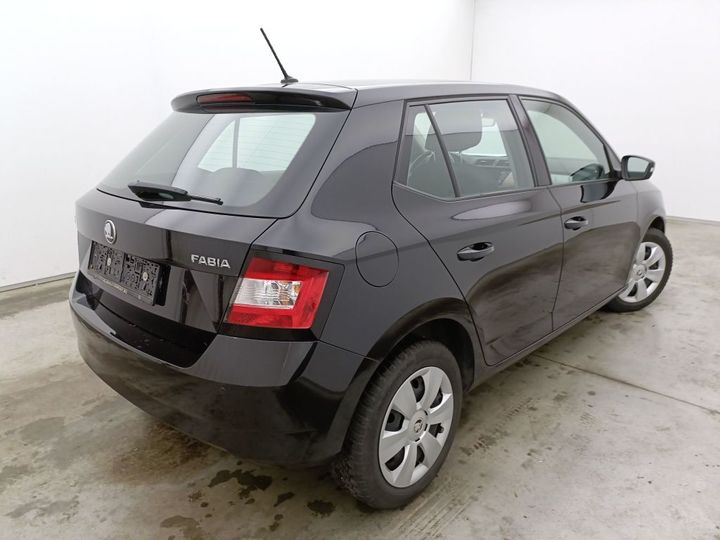 Photo 1 VIN: TMBEJ6NJ0HZ049410 - SKODA FABIA 