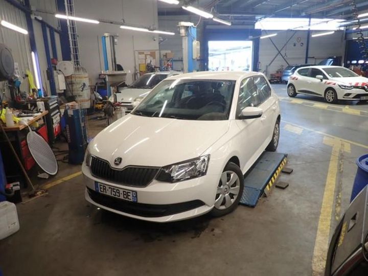 Photo 1 VIN: TMBEJ6NJ0HZ113803 - SKODA FABIA 