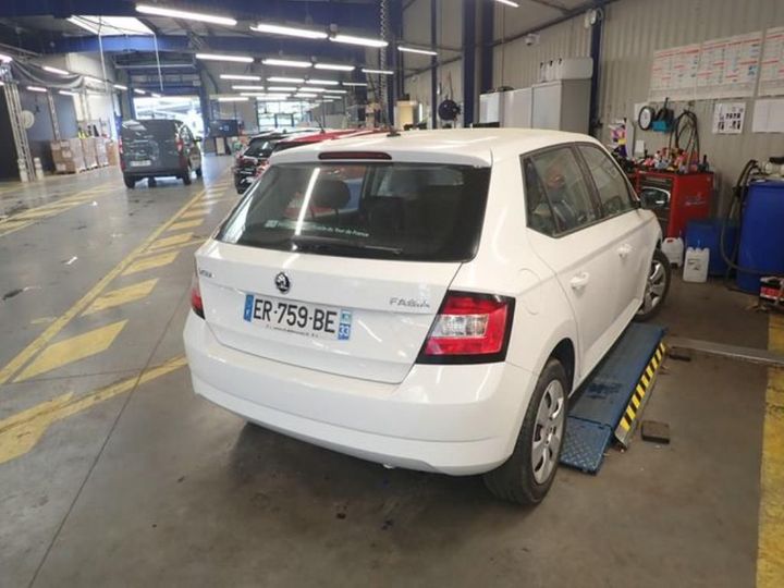 Photo 2 VIN: TMBEJ6NJ0HZ113803 - SKODA FABIA 