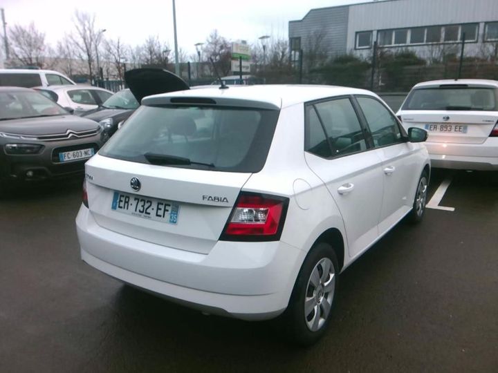 Photo 2 VIN: TMBEJ6NJ2HZ114919 - SKODA FABIA 5P 