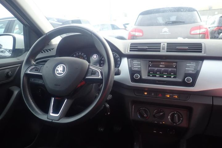 Photo 6 VIN: TMBEJ6NJ4HZ115733 - SKODA FABIA 5P 