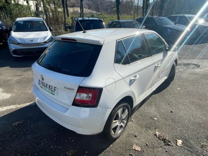 Photo 12 VIN: TMBEJ6NJXJZ168104 - SKODA FABIA 