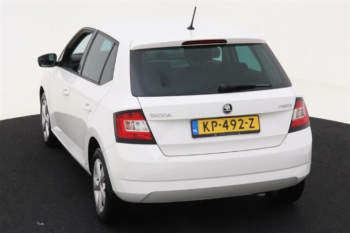 Photo 4 VIN: TMBEM6NJ1HZ059404 - SKODA FABIA 