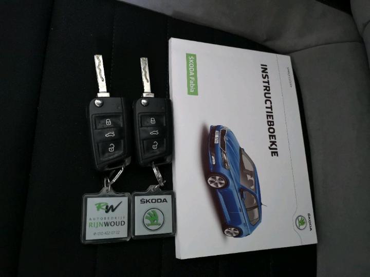 Photo 11 VIN: TMBEM6NJ2HZ050159 - SKODA FABIA 