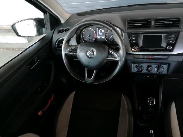 Photo 6 VIN: TMBEM6NJ2HZ050159 - SKODA FABIA 